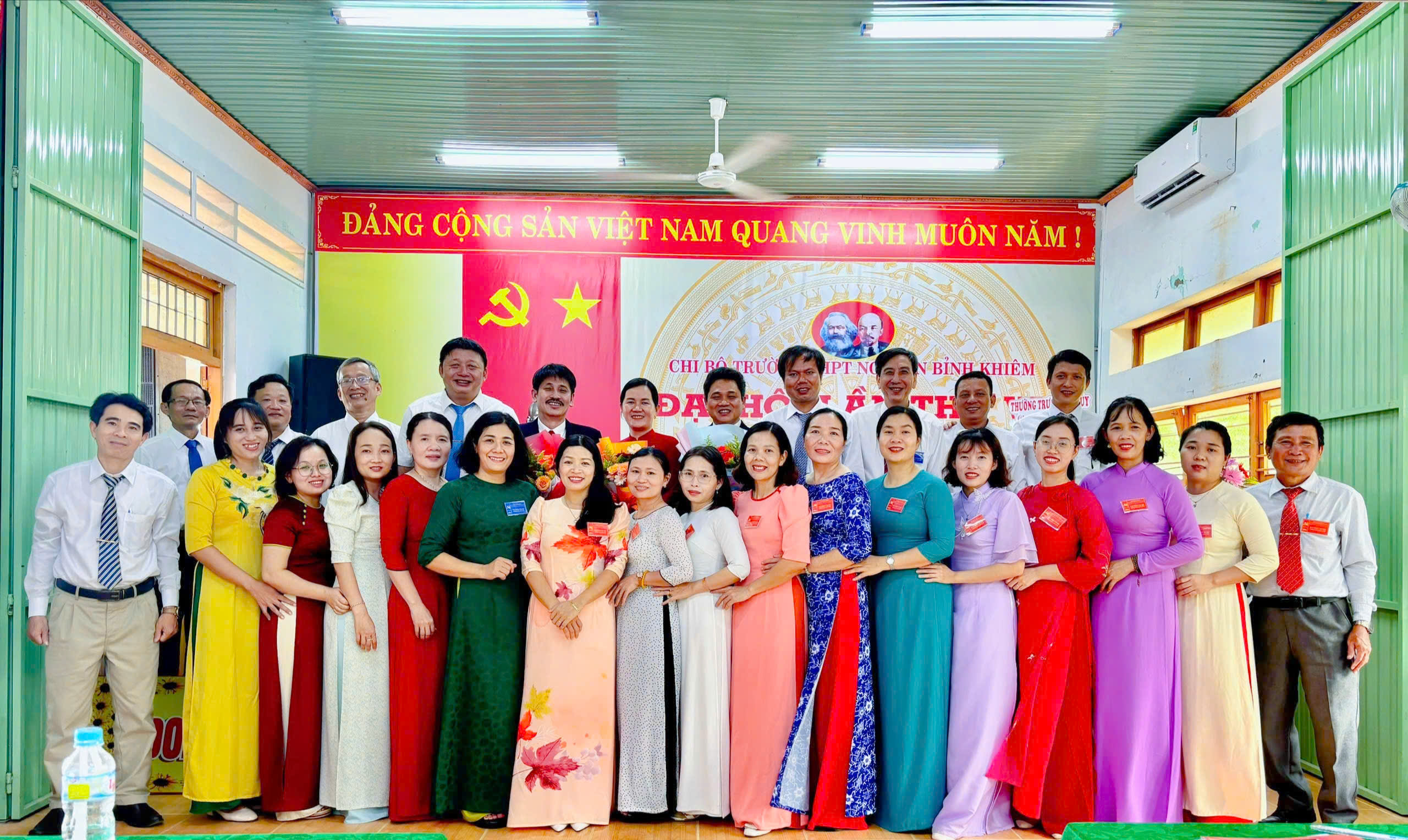 Đại hội Chi bộ Trường THPT Nguyễn Bỉnh Khiêm, lần thứ VII, nhiệm kỳ 2025-2030